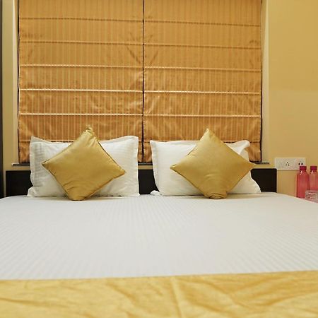 Rama Golden Root New Town Hotel Calcutta Exterior foto